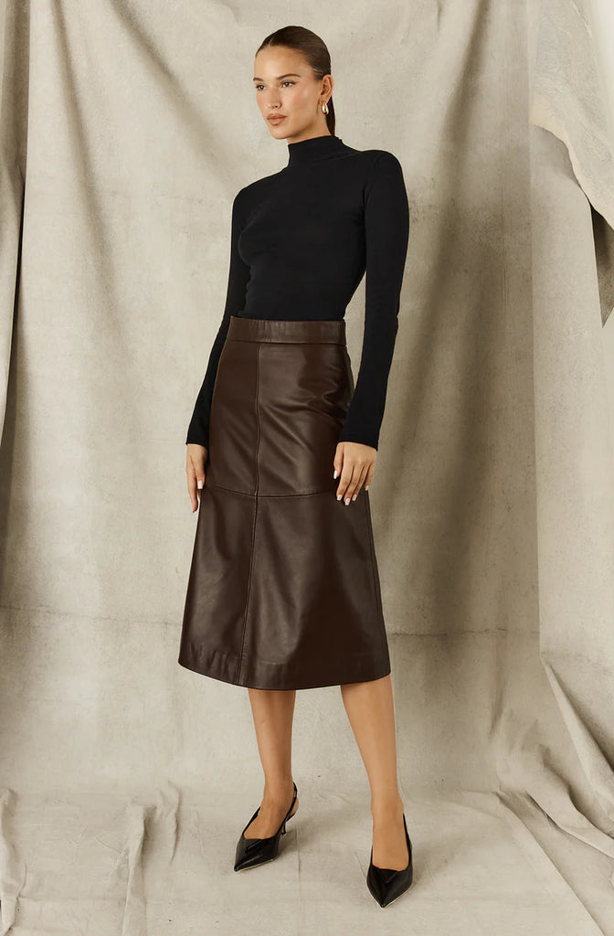 Leather Midi Skirt – Intrigue on Rose