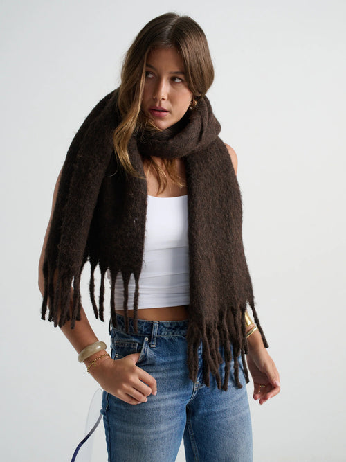 Lena Fluffy Scarf