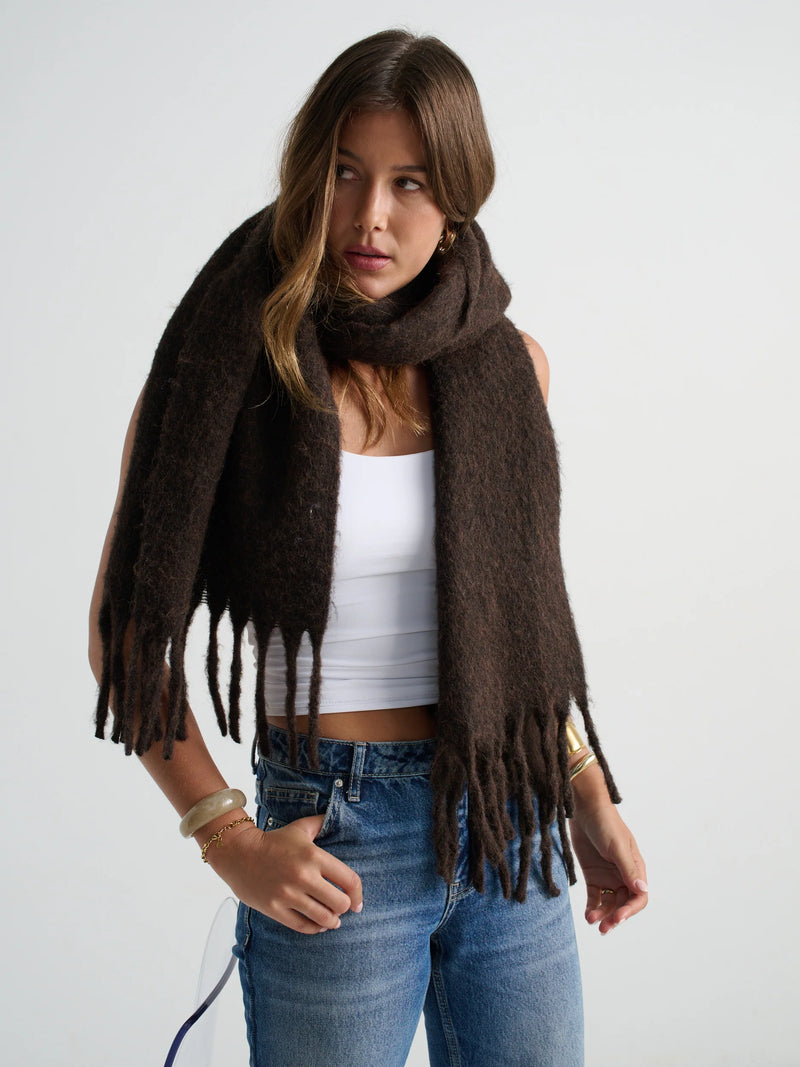 Lena Fluffy Scarf