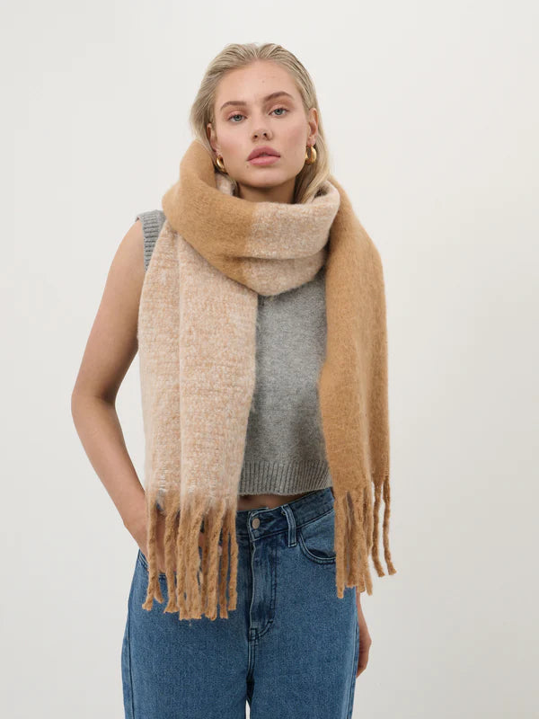 Libby Fluffy Scarf